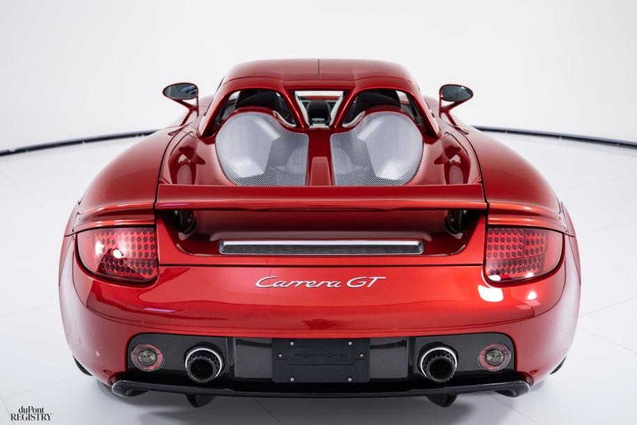 Porsche Carrera GT Ferrari Rot 6