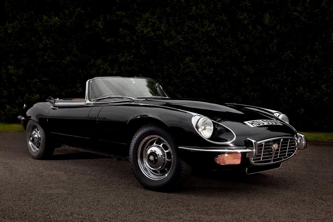 Away from the Defender: ECD electrifies the Jaguar E-Type!