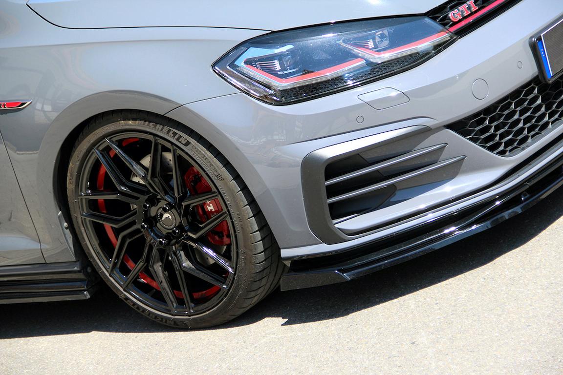 Barracuda Dragoons in 19 inches on the VW Golf GTI TCR!