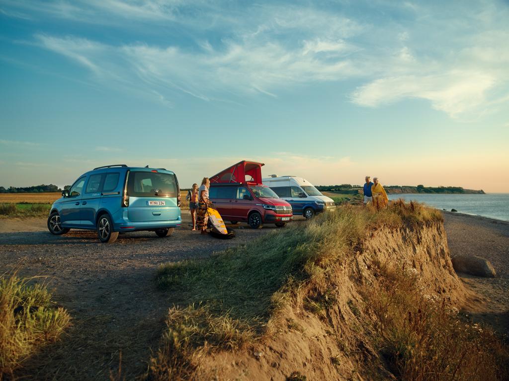 Caravan Salon 2022: Volkswagen Nutzfahrzeuge zeigt California Familie!