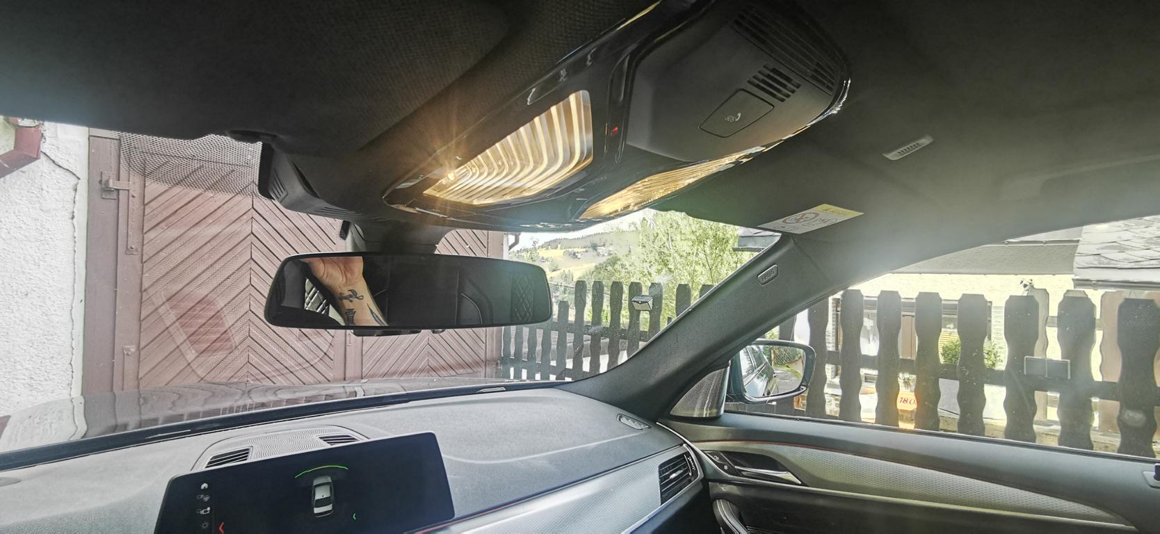 Unsichtbar verbaut: FITCAMX Dashcam im BMW 5er (G30)