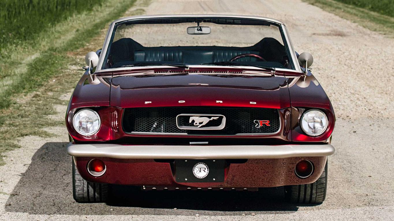 Ringbrothers Restomod Ford Mustang Cabriolet CAGED 2022 9