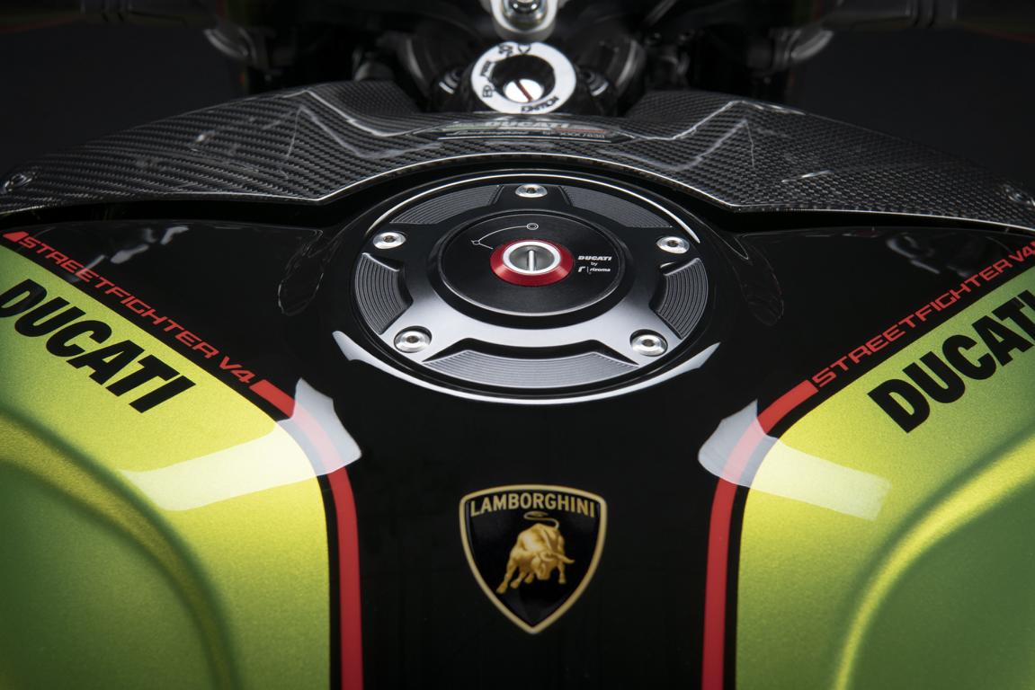 Ducati Streetfighter V4 Lamborghini 2023 Tuning 52