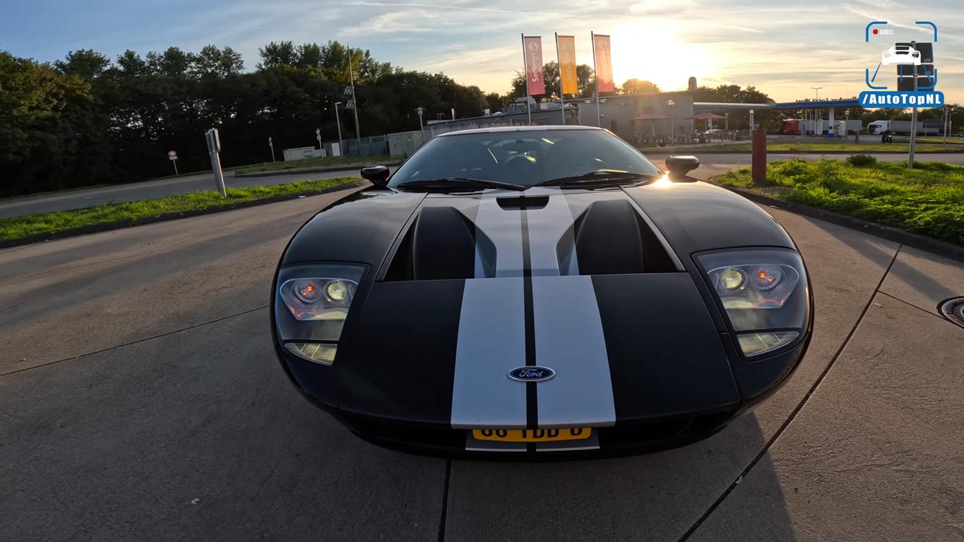 Video: Ford GT (2006) mit Tuning-V8 auf der Autobahn!
