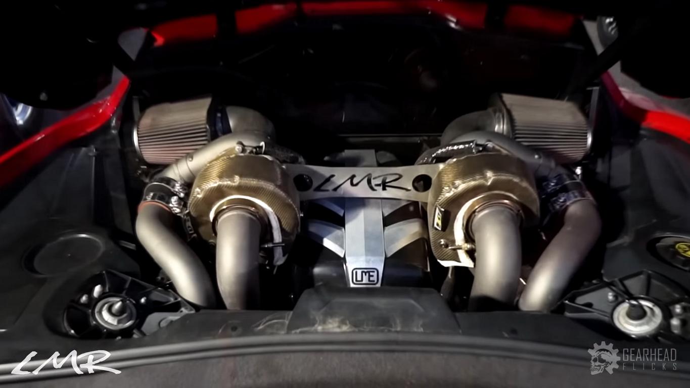 Video: Die weltweit schnellste Corvette C8 macht Wheelies!