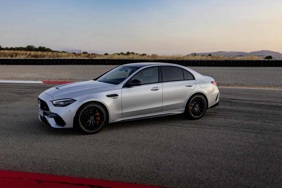 Mercedes AMG C 63 S E PERFORMANCE W206 Tuning 16