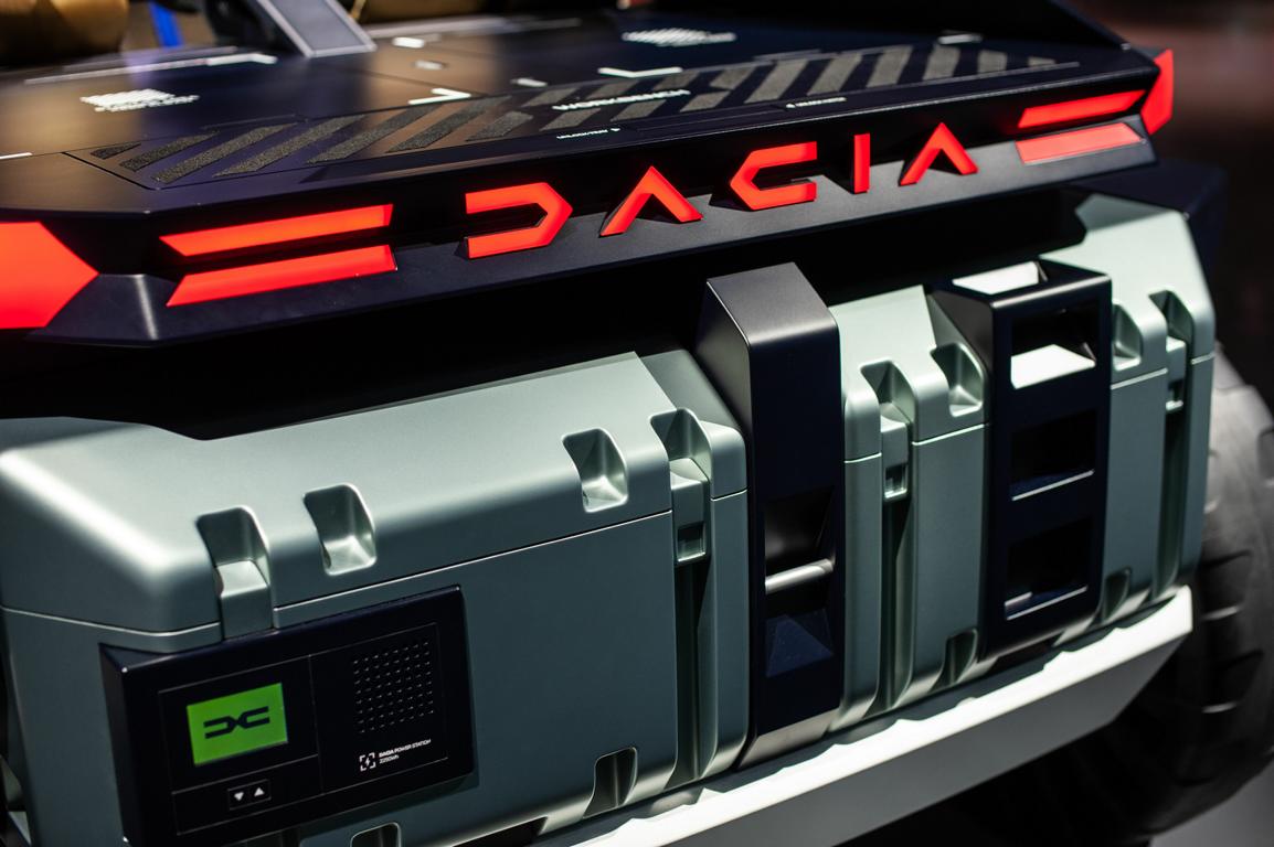 Studie Dacia MANIFESTO Concept Tuning Elektro 39