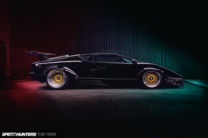 1988 Lamborghini Countach Edizione 25° Anniversario Madlane Tuning 20