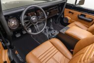 Ford Bronco Restomod del 1973 di Velocity Modern Classics!