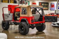 Jeep Wrangler uit 1990 met 350ci V8 als restomod van GKM!