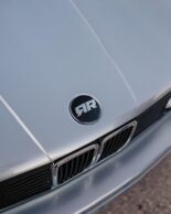 BMW M3 E30 Restomod Renner V10 M5 Triebwerk 11 155x194