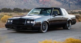 Kevin Hart's ultimate 1969 Pontiac GTO: a restomod with LT5!