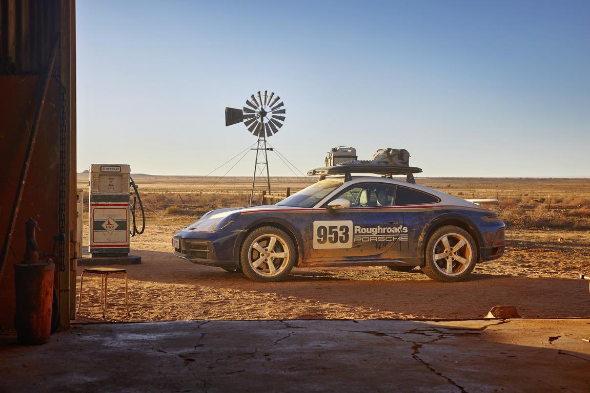 Porsche 911 Dakar 992 Carrera 14
