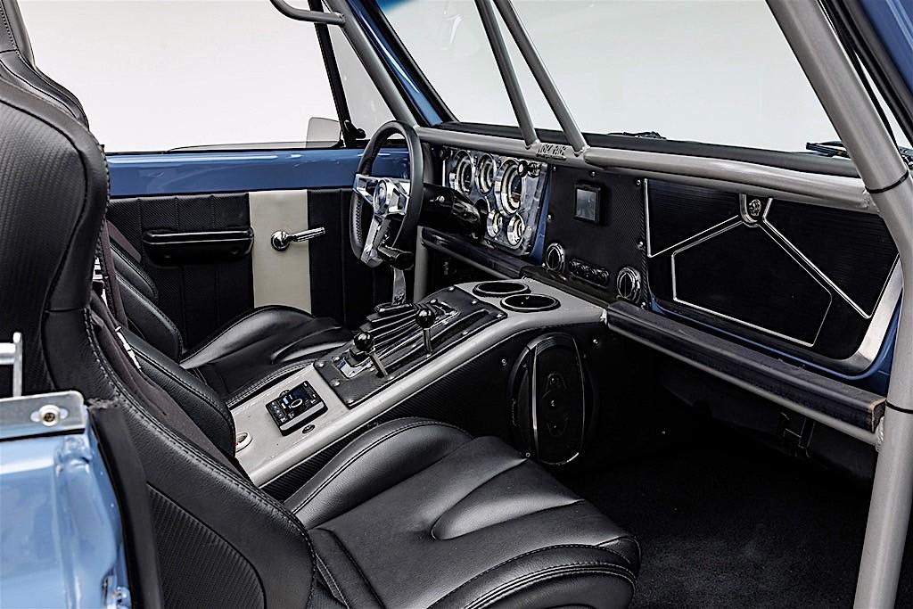 Restomod 1969 Chevrolet K5 Blazer Tuning 2