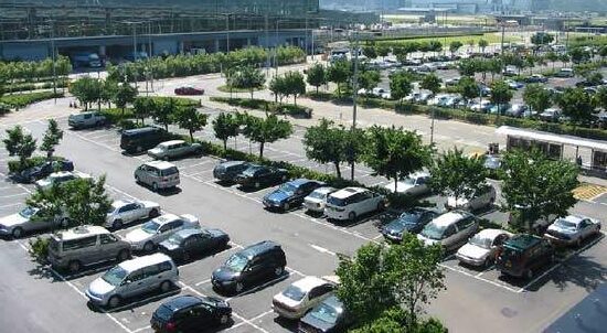 Parking de l'aéroport Flugplatz Parking 3 E1671452160804