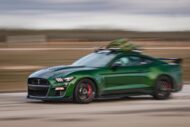 Il Grinch ruba l'albero di Natale Hennessey Performance Shelby GT500 Mustang 2022 3 190x127
