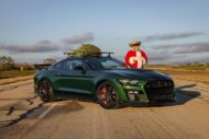 Il Grinch ruba l'albero di Natale Hennessey Performance Shelby GT500 Mustang 2022 8 190x127
