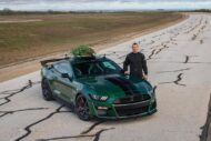 Il Grinch ruba l'albero di Natale Hennessey Performance Shelby GT500 Mustang 2022 9 190x127