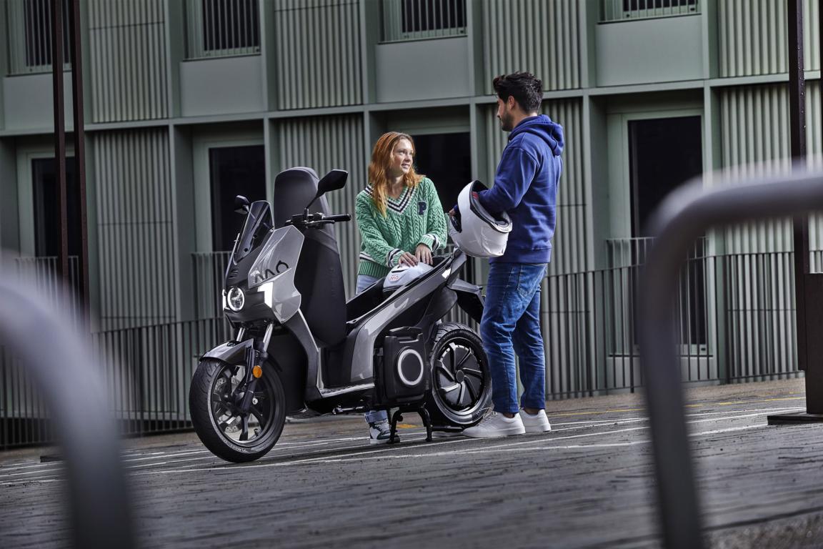 La nouvelle SEAT MO 50 offre une mobilité urbaine à la nouvelle génération 04 HQ