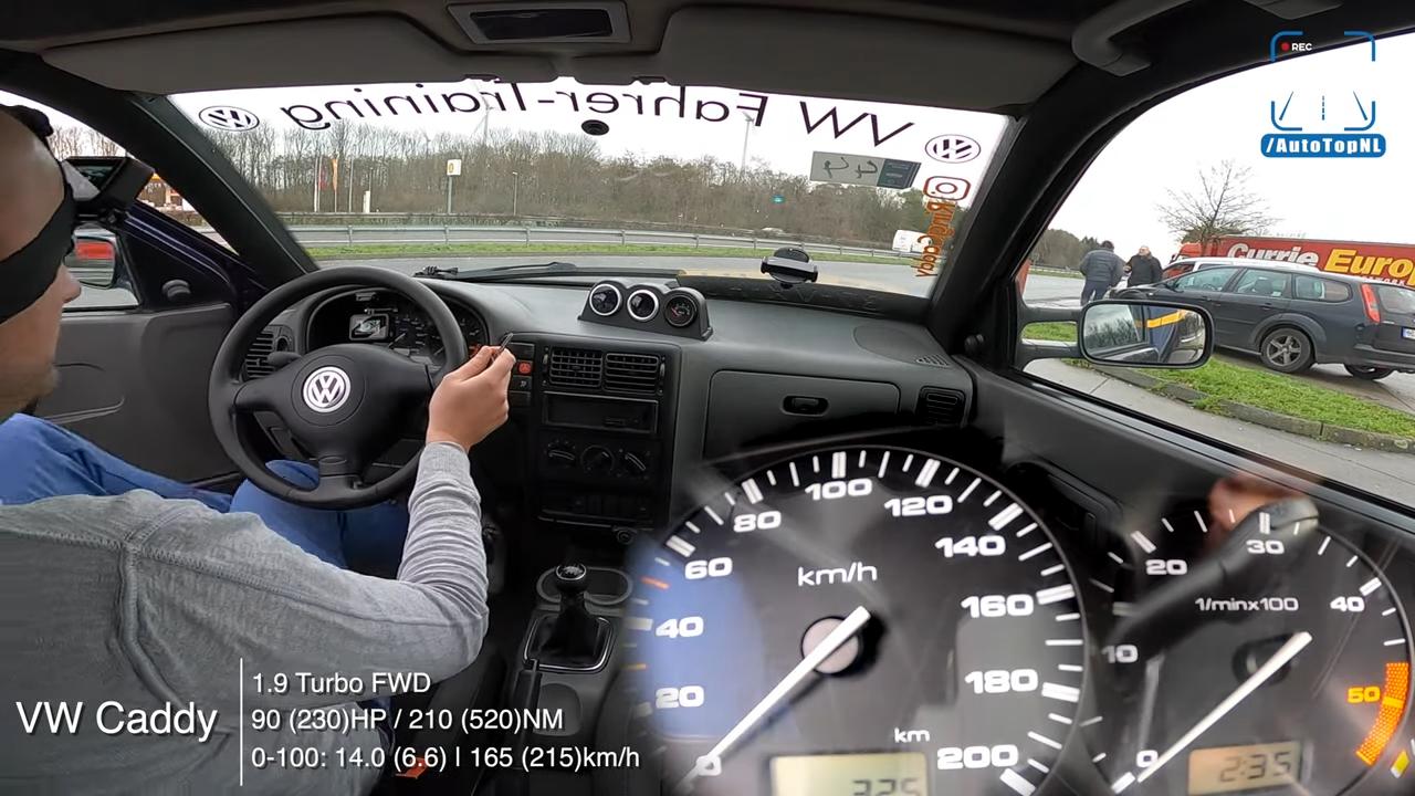 Vidéo : vieux VW Caddy avec 230 ch sur l'Autobahn !
