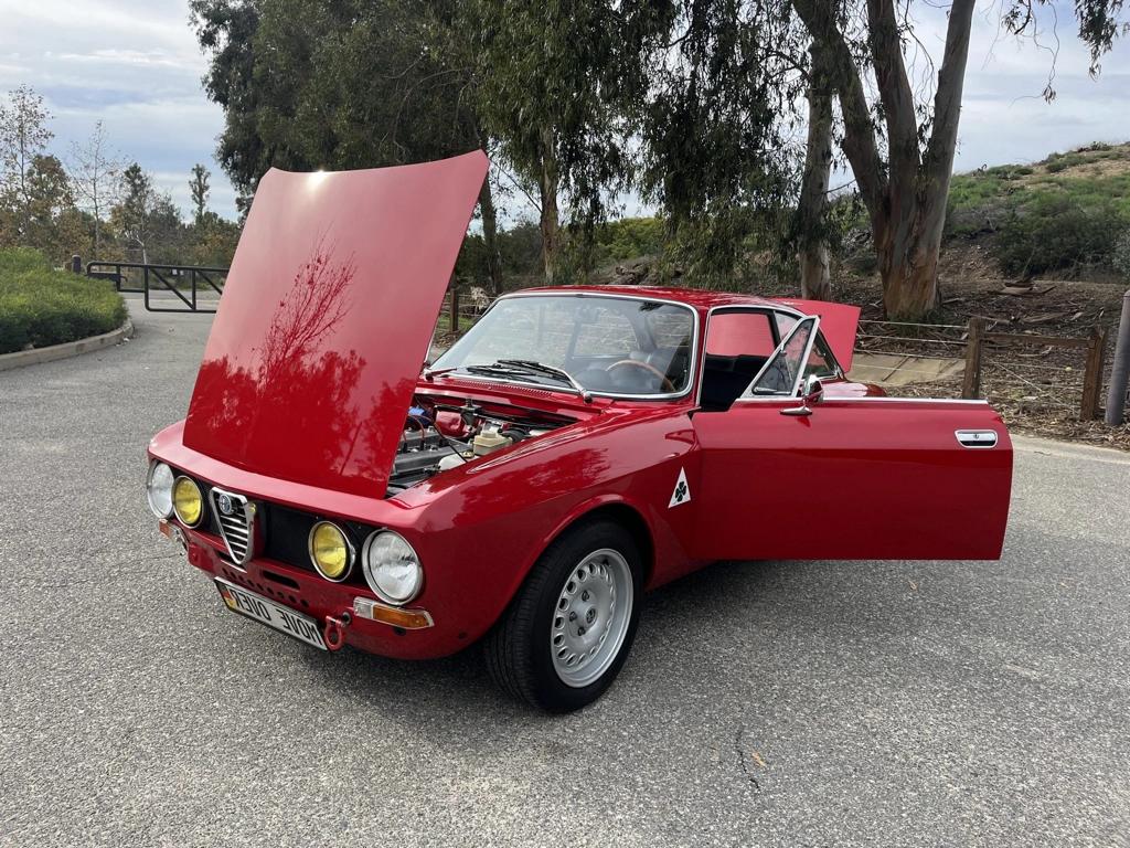 1970's Alfa Romeo GTV 1750 Restomod 9