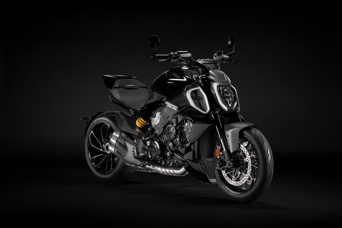 2023 Ducati Performance Zubehoer Diavel V4 3