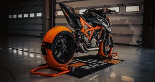 The ultimate supermoto - the 2024 KTM 450 SMR is here!