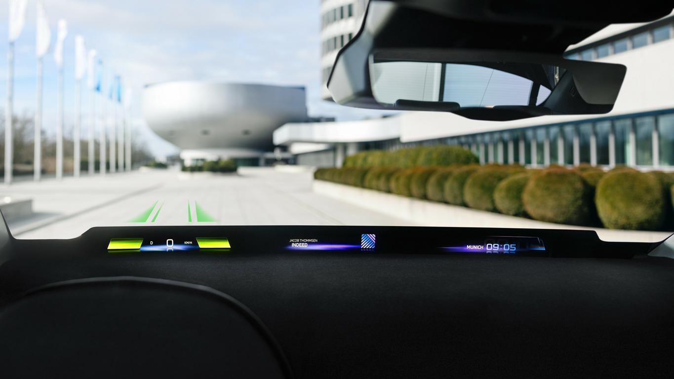 BMW Panoramic Vision Head Up Display 2