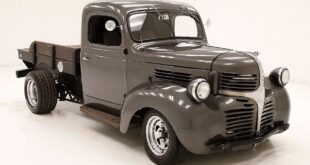 Restomod 1946 Dodge pick-up barilotto di birra area di carico 3 310x165