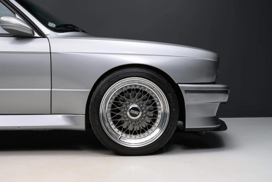 Restomod 1988 BMW E30 M3 BBS alloy wheels 8