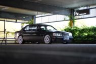 Klassiker Mercedes-Benz 190 E auf 17 Zoll Karizzma-Felgen!