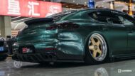Porsche Panamera (970) with body kit and Turbo S look!
