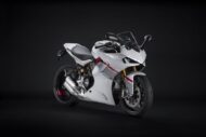 2023 Stripe Livery Ducati SuperSport 950 S 2 190x127