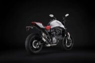Ducati Monster 2024: świeża biała aktualizacja!