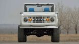 Ford Bronco Restomod from the tuner "Legacy Speed ​​and Body"!