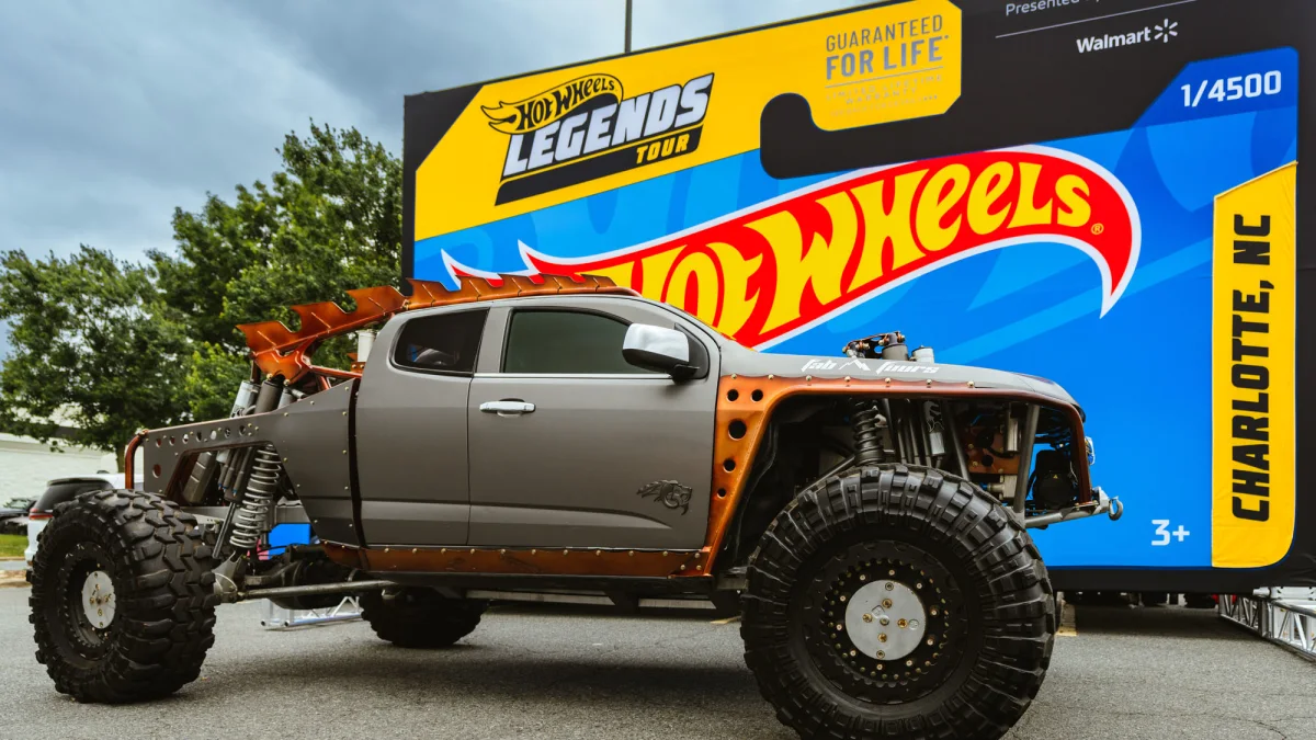 Tournée des légendes Hot Wheels : les crawlers Chevrolet Colorado 2015 !