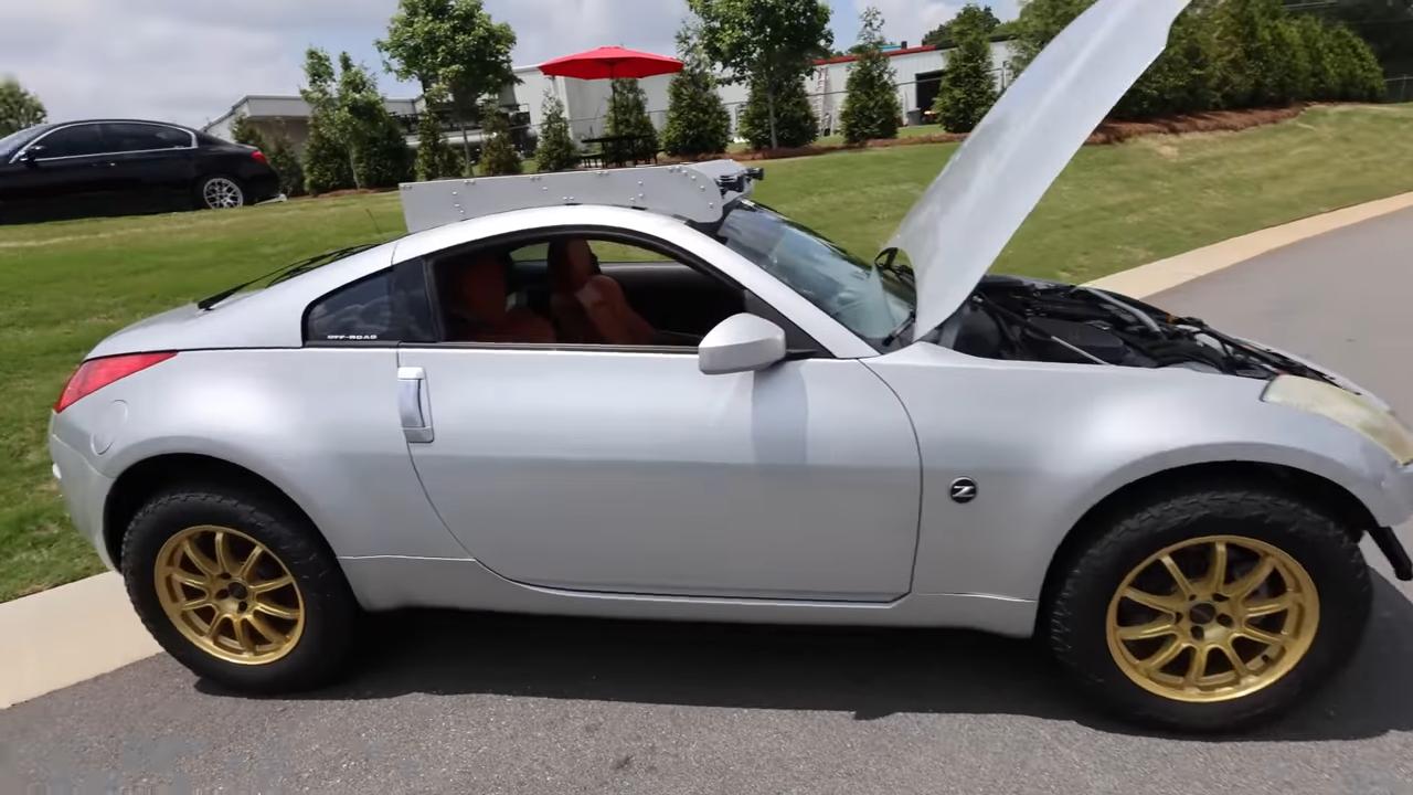 Nissan 350Z with four-wheel drive as an off-road monster!