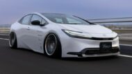 „T-Demand” 2023 Toyota Prius z Airride i Camber-Style!