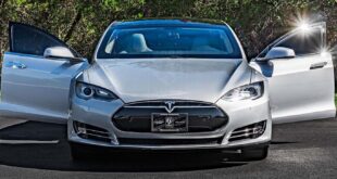 Leichter = schneller? Tesla Model 3 Performance ohne Karosse!