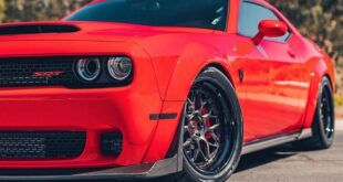 Dodge Challenger Customizer: Tuning options for the muscle car!
