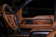 Pickup Ford F-150 Raptor con cabina di lusso vintage dal sintonizzatore Vilner!