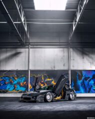 Opvallende Pontiac Fiero GT met Lamborghini-deuren!