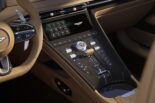Aston Martin DB12 Volante (2023): piacere arioso con molto lusso!