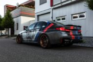 التغليف كفن: نظرة متجددة على تقنية BMW M5 الحديثة!