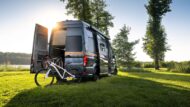 Globe-Traveller 2Z (2024): Couples camping bus with a luxury vibe for active people