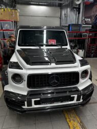 Renegade Design carbon body kit with over 100 parts for the Mercedes-Benz G63 AMG!