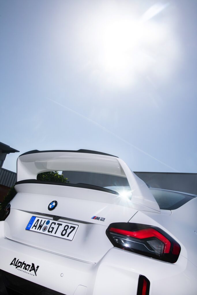 C'est fait : BMW M2 GT G87 d'Alpha-N avec kit carrosserie ultra-gras !