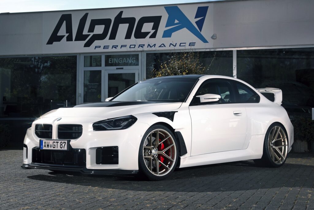 C'est fait : BMW M2 GT G87 d'Alpha-N avec kit carrosserie ultra-gras !