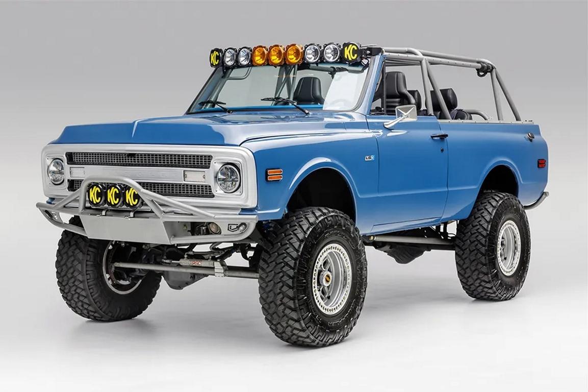 An LS3 V8 in the classic Chevrolet K5 Blazer? Sure, as a restomod!