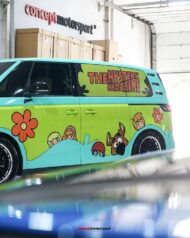 Fully electric VW ID. Buzz as the legendary “Mystery Machine”!